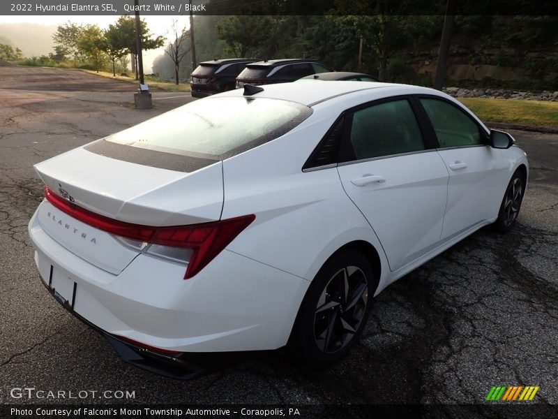 Quartz White / Black 2022 Hyundai Elantra SEL