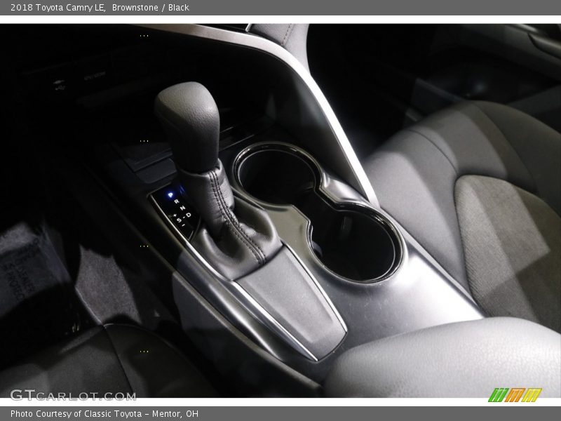 Brownstone / Black 2018 Toyota Camry LE