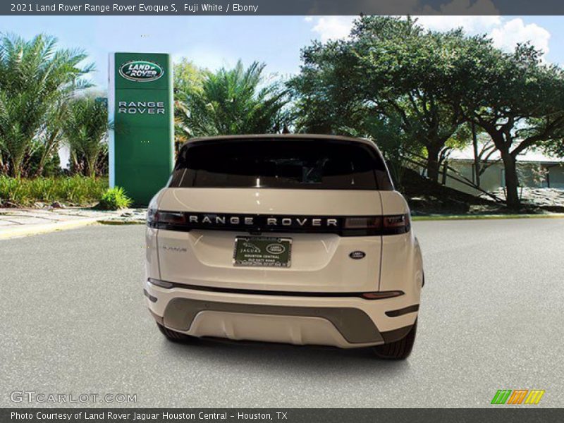 Fuji White / Ebony 2021 Land Rover Range Rover Evoque S