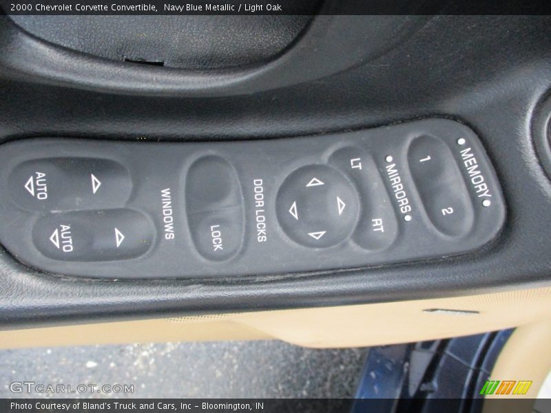 Navy Blue Metallic / Light Oak 2000 Chevrolet Corvette Convertible
