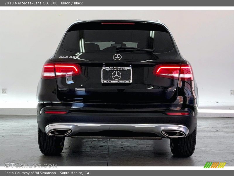 Black / Black 2018 Mercedes-Benz GLC 300