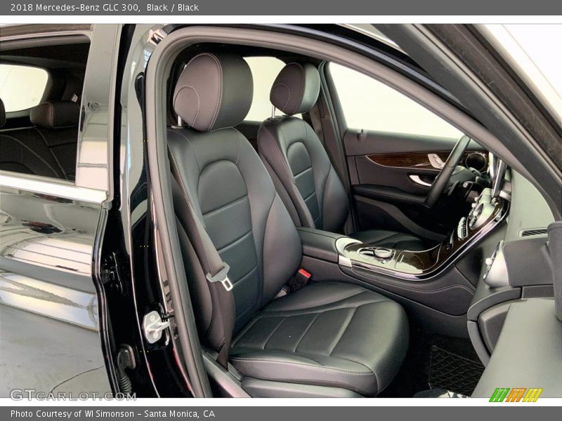 Black / Black 2018 Mercedes-Benz GLC 300
