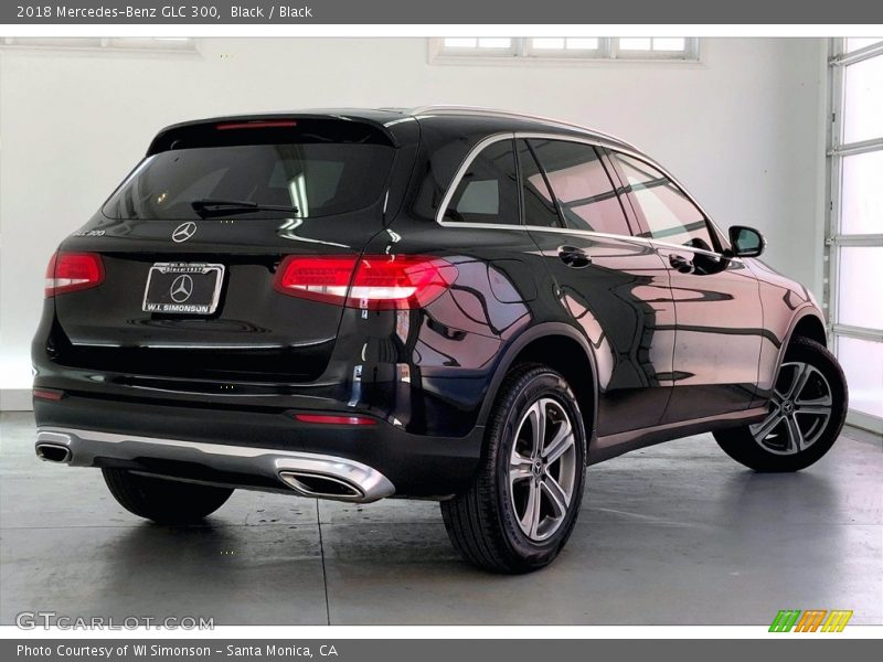 Black / Black 2018 Mercedes-Benz GLC 300