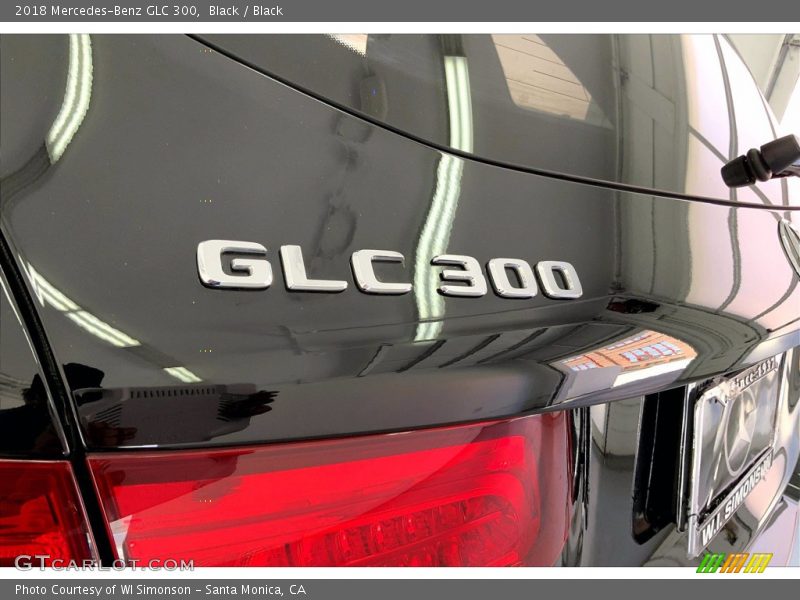 Black / Black 2018 Mercedes-Benz GLC 300