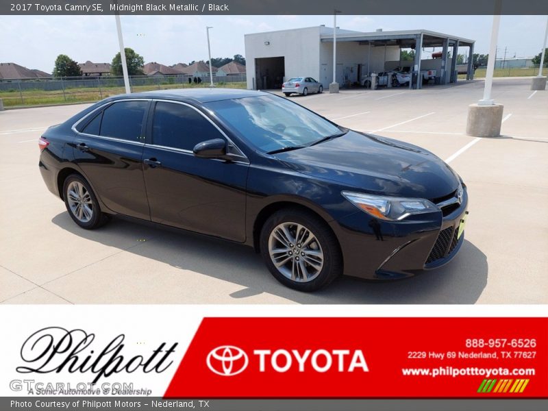 Midnight Black Metallic / Black 2017 Toyota Camry SE