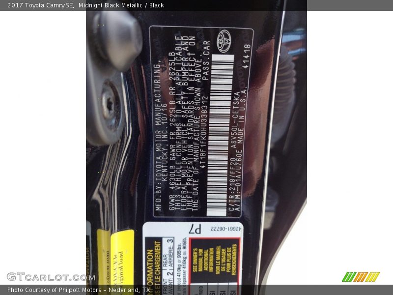 Midnight Black Metallic / Black 2017 Toyota Camry SE