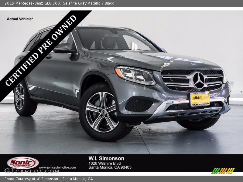 Selenite Grey Metallic / Black 2019 Mercedes-Benz GLC 300