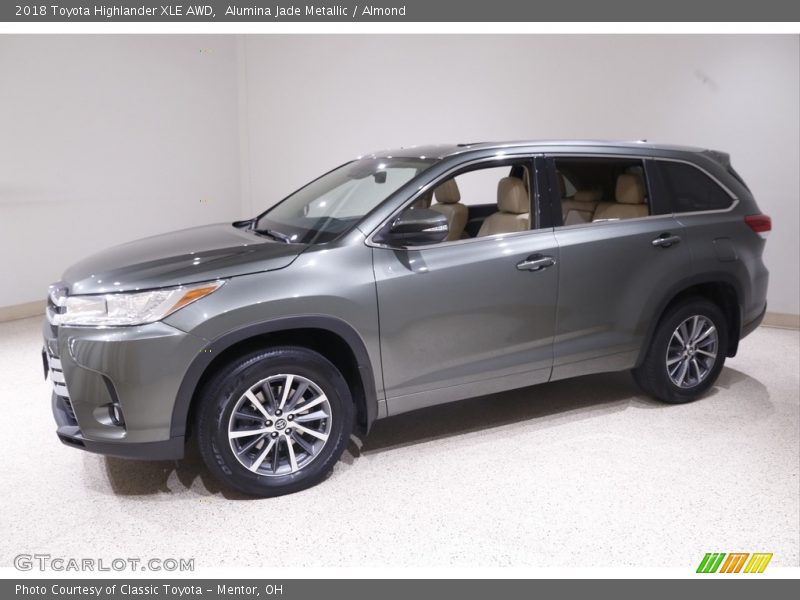 Alumina Jade Metallic / Almond 2018 Toyota Highlander XLE AWD