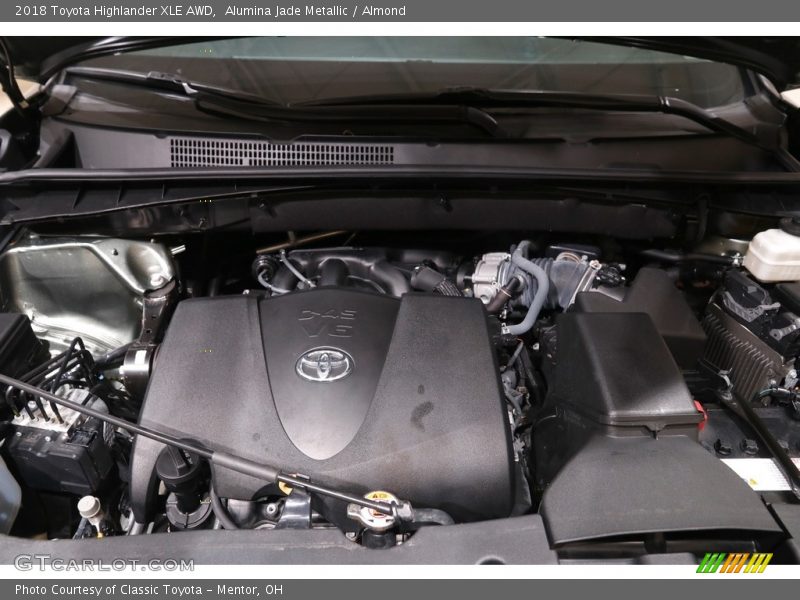 Alumina Jade Metallic / Almond 2018 Toyota Highlander XLE AWD