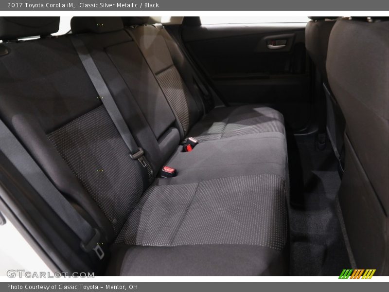 Classic Silver Metallic / Black 2017 Toyota Corolla iM