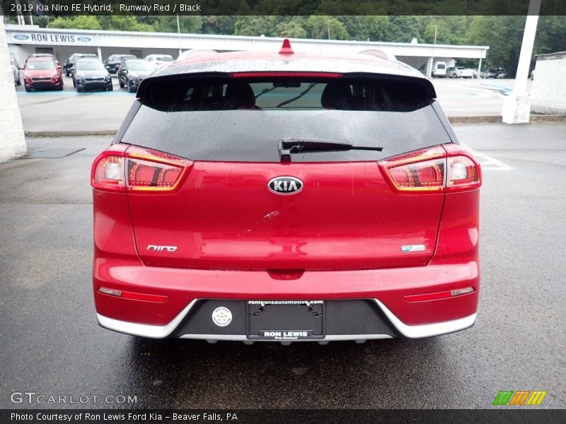 Runway Red / Black 2019 Kia Niro FE Hybrid