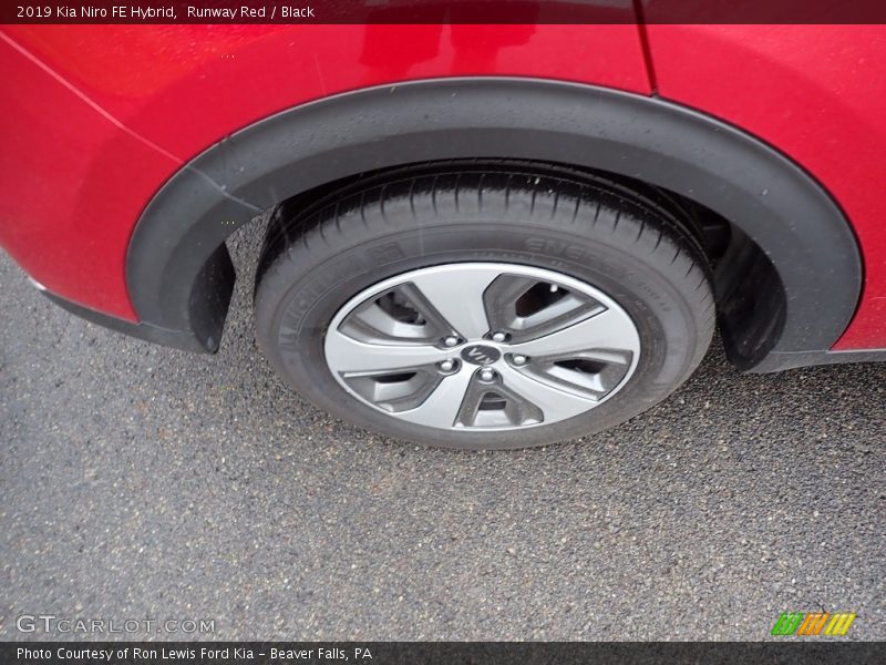 Runway Red / Black 2019 Kia Niro FE Hybrid