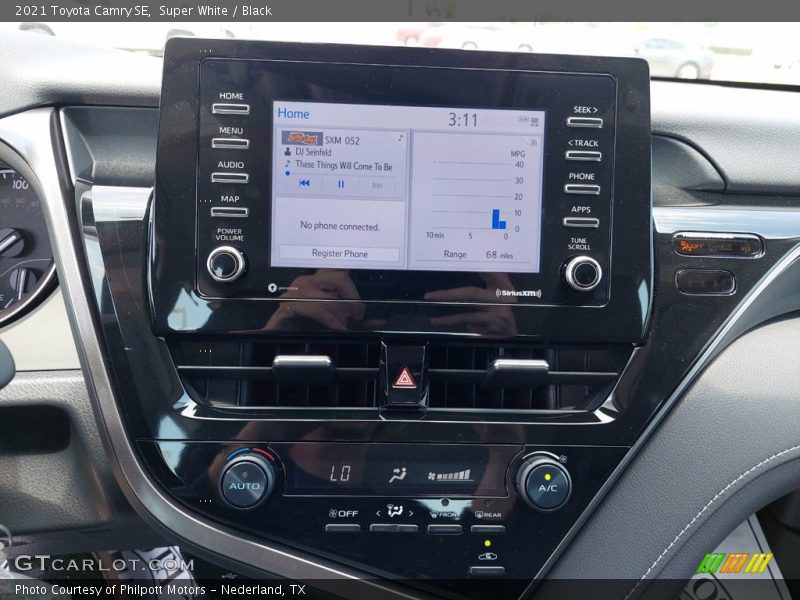 Super White / Black 2021 Toyota Camry SE
