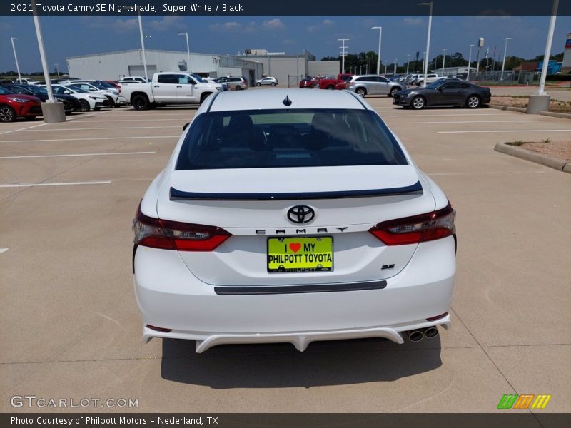 Super White / Black 2021 Toyota Camry SE Nightshade