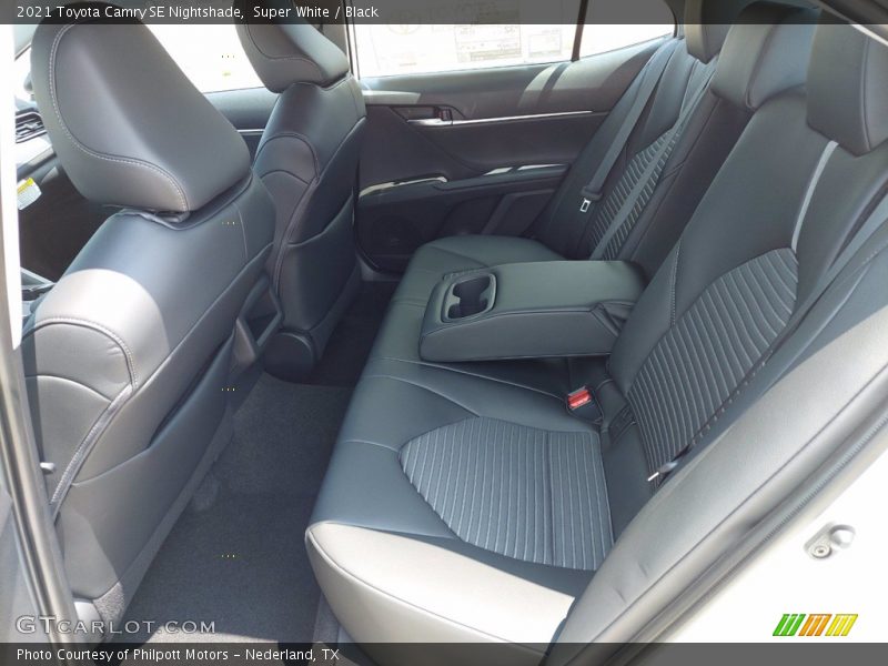 Super White / Black 2021 Toyota Camry SE Nightshade