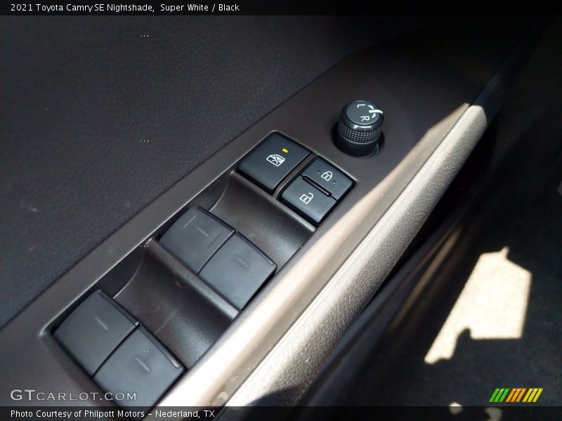 Super White / Black 2021 Toyota Camry SE Nightshade