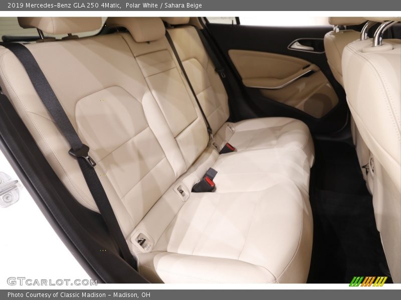 Polar White / Sahara Beige 2019 Mercedes-Benz GLA 250 4Matic