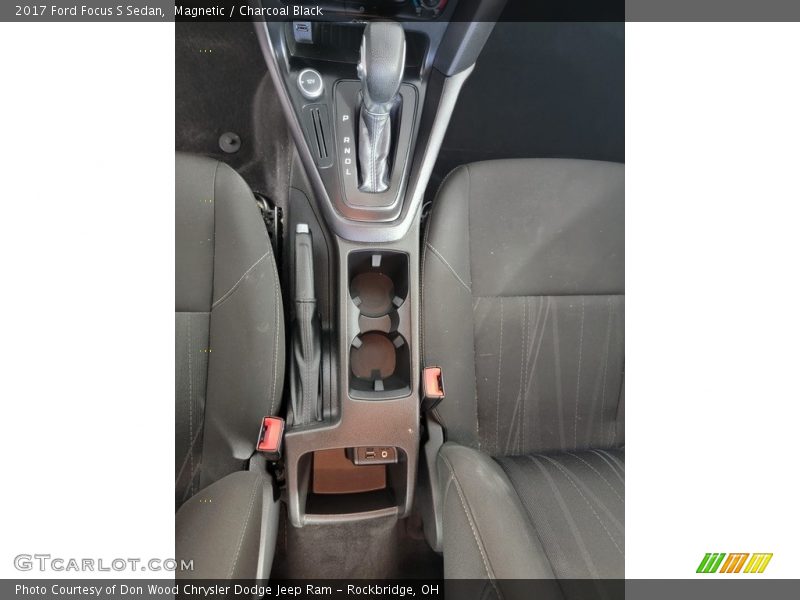 Magnetic / Charcoal Black 2017 Ford Focus S Sedan