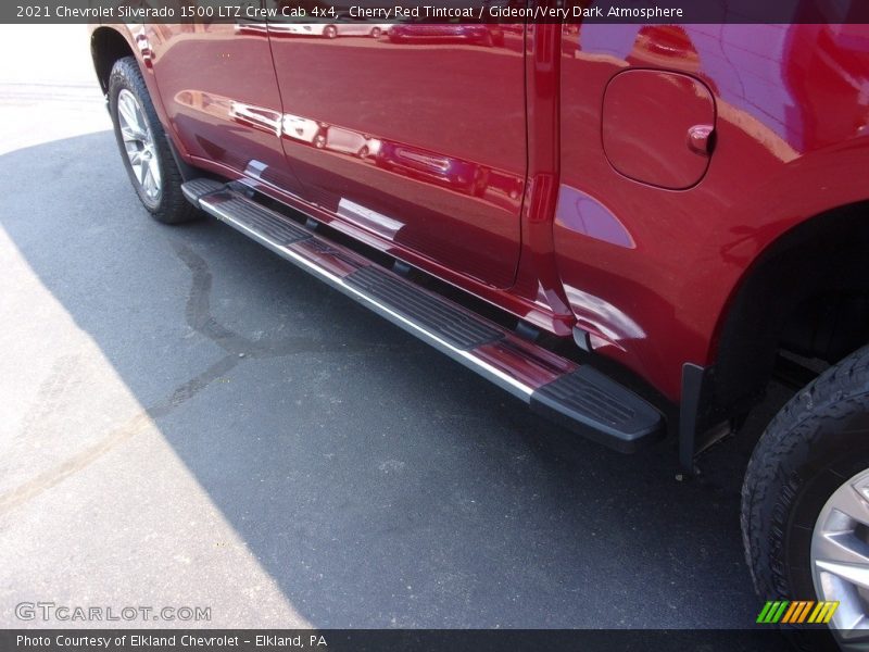 Cherry Red Tintcoat / Gideon/Very Dark Atmosphere 2021 Chevrolet Silverado 1500 LTZ Crew Cab 4x4