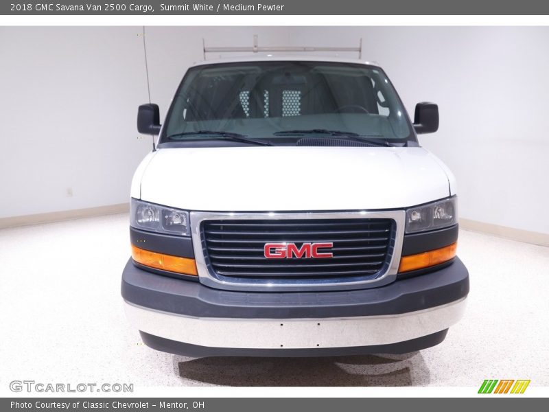 Summit White / Medium Pewter 2018 GMC Savana Van 2500 Cargo