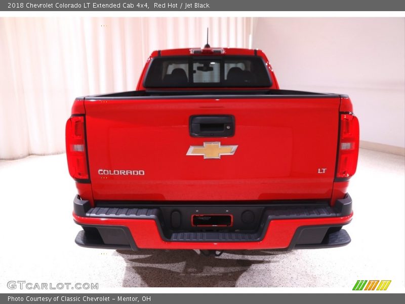 Red Hot / Jet Black 2018 Chevrolet Colorado LT Extended Cab 4x4