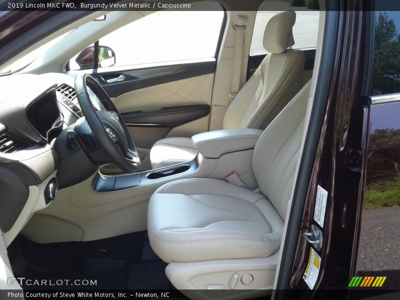 Front Seat of 2019 MKC FWD