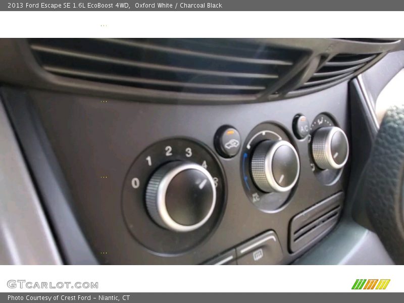 Oxford White / Charcoal Black 2013 Ford Escape SE 1.6L EcoBoost 4WD