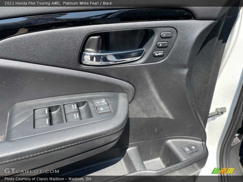 Door Panel of 2021 Pilot Touring AWD