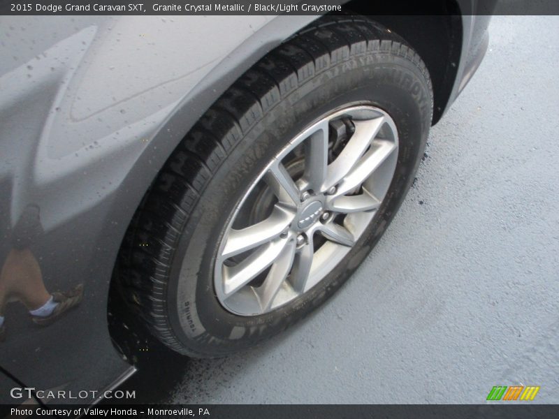 Granite Crystal Metallic / Black/Light Graystone 2015 Dodge Grand Caravan SXT