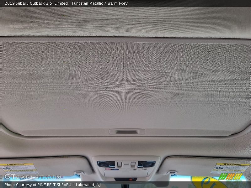 Tungsten Metallic / Warm Ivory 2019 Subaru Outback 2.5i Limited