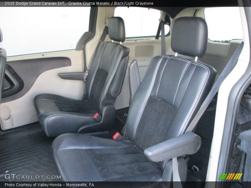 Granite Crystal Metallic / Black/Light Graystone 2015 Dodge Grand Caravan SXT