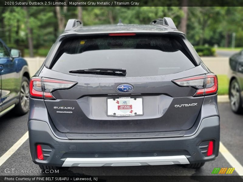 Magnetite Gray Metallic / Titanium Gray 2020 Subaru Outback 2.5i Limited
