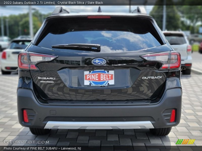 Crystal Black Silica / Slate Black 2022 Subaru Outback 2.5i Limited