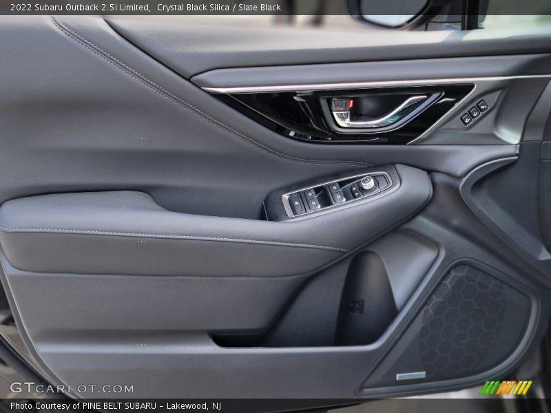 Crystal Black Silica / Slate Black 2022 Subaru Outback 2.5i Limited