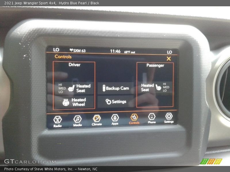 Controls of 2021 Wrangler Sport 4x4