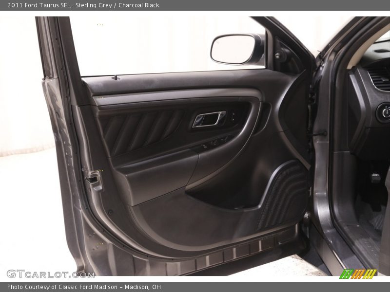 Sterling Grey / Charcoal Black 2011 Ford Taurus SEL