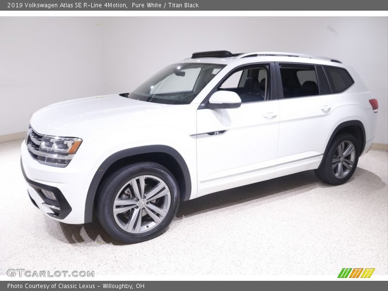 Pure White / Titan Black 2019 Volkswagen Atlas SE R-Line 4Motion