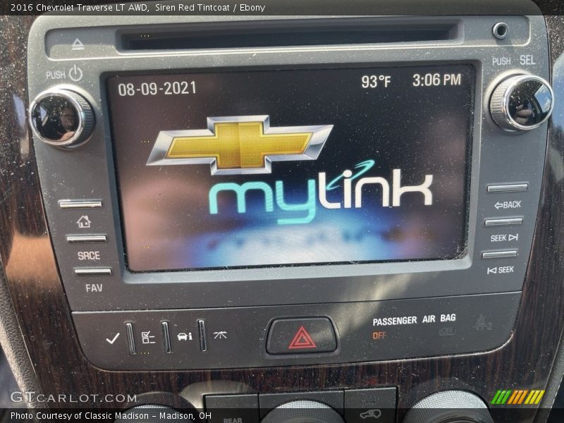 Siren Red Tintcoat / Ebony 2016 Chevrolet Traverse LT AWD