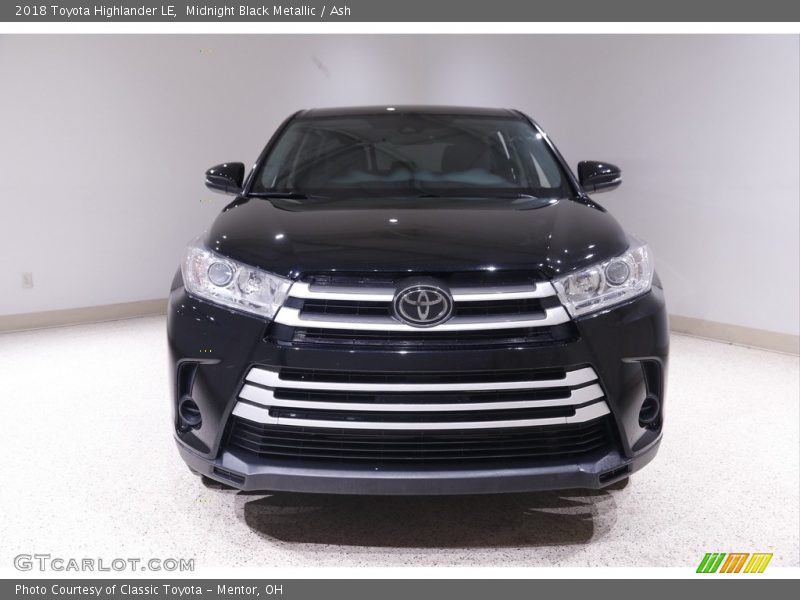 Midnight Black Metallic / Ash 2018 Toyota Highlander LE