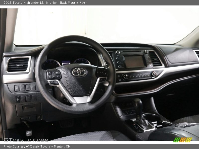 Midnight Black Metallic / Ash 2018 Toyota Highlander LE