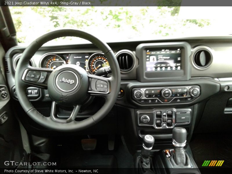 Sting-Gray / Black 2021 Jeep Gladiator Willys 4x4