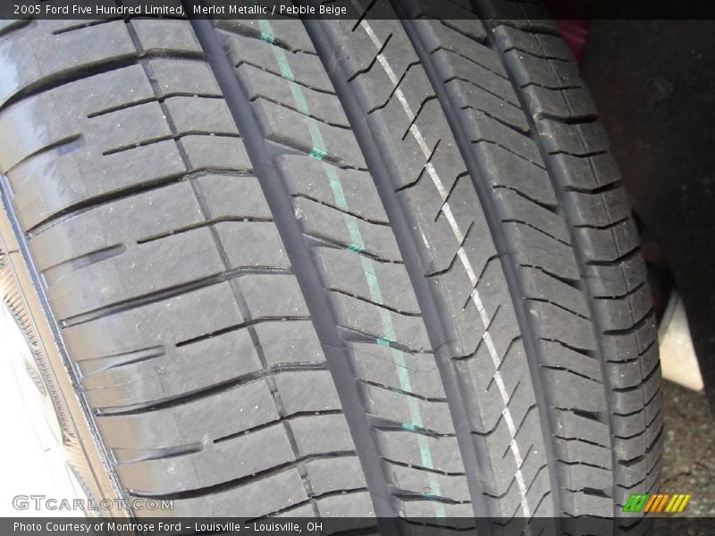 Merlot Metallic / Pebble Beige 2005 Ford Five Hundred Limited