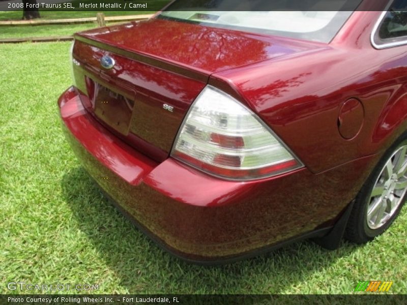 Merlot Metallic / Camel 2008 Ford Taurus SEL