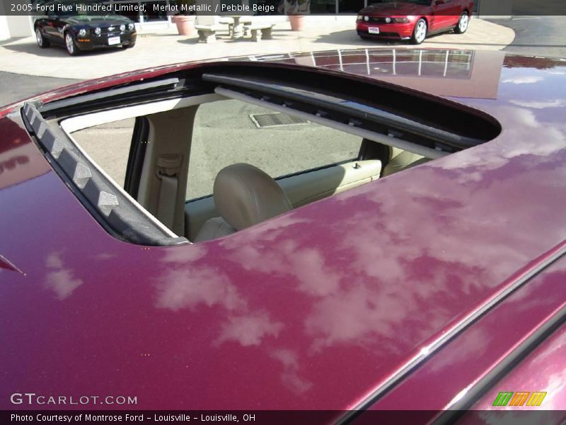 Merlot Metallic / Pebble Beige 2005 Ford Five Hundred Limited