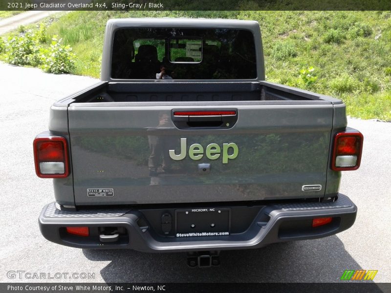 Sting-Gray / Black 2021 Jeep Gladiator Overland 4x4