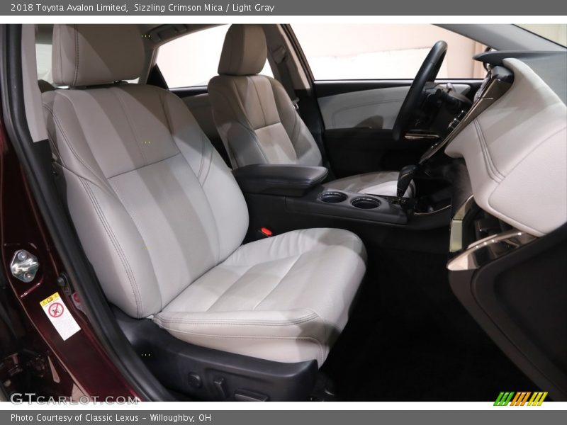 Sizzling Crimson Mica / Light Gray 2018 Toyota Avalon Limited