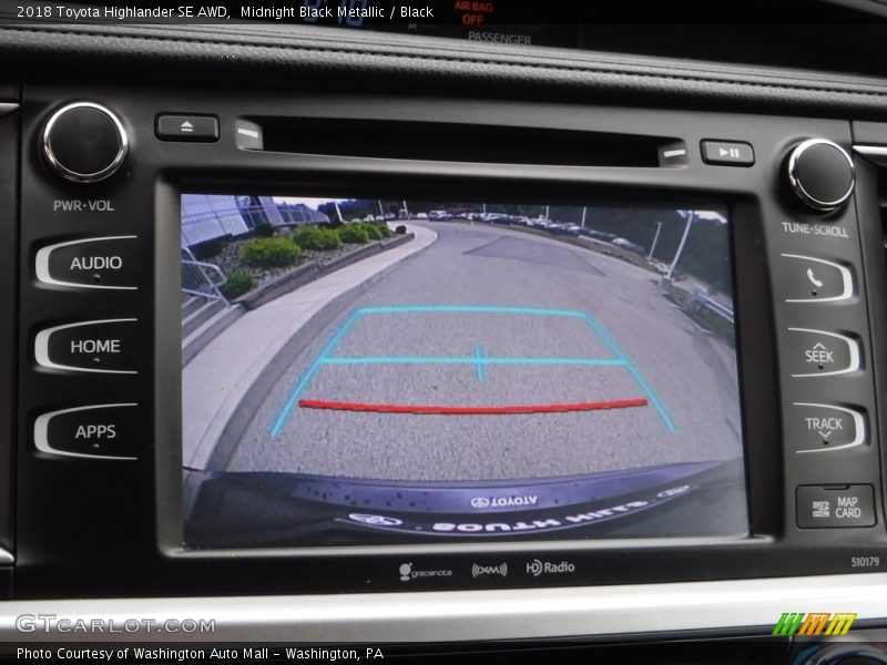 Midnight Black Metallic / Black 2018 Toyota Highlander SE AWD