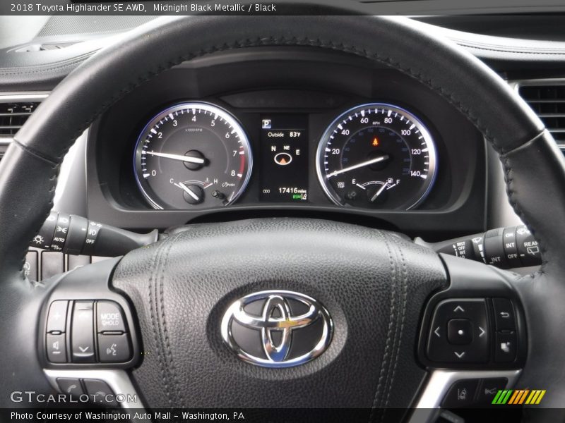 Midnight Black Metallic / Black 2018 Toyota Highlander SE AWD