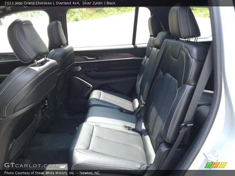 Silver Zynith / Black 2021 Jeep Grand Cherokee L Overland 4x4