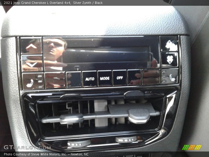 Silver Zynith / Black 2021 Jeep Grand Cherokee L Overland 4x4